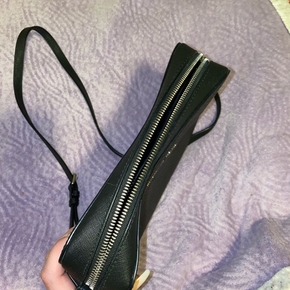 Michael Kors Black Crossbody - Picture 6 of 10